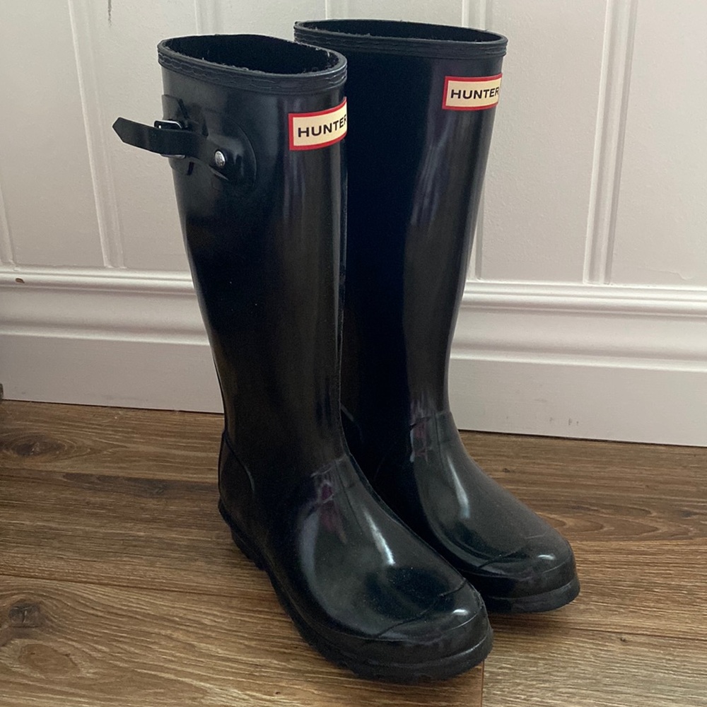 black hunter rain boots